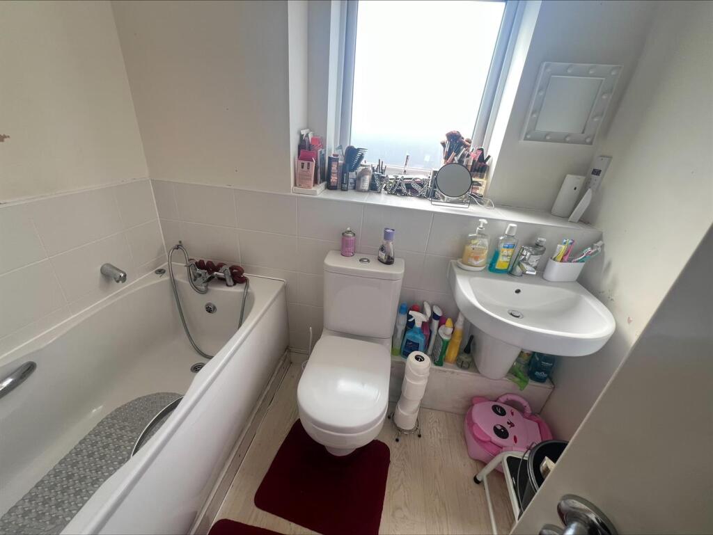 Additional image 12 of 7 Change RoadWest Bromwich