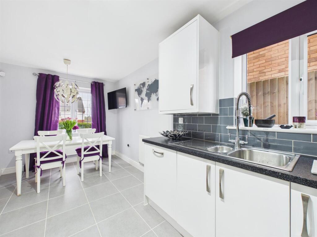 House in Derby, Chellaston - View 2