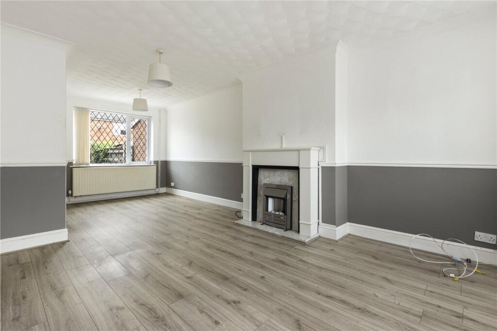 House in Grimsby, Yarborough - View 3