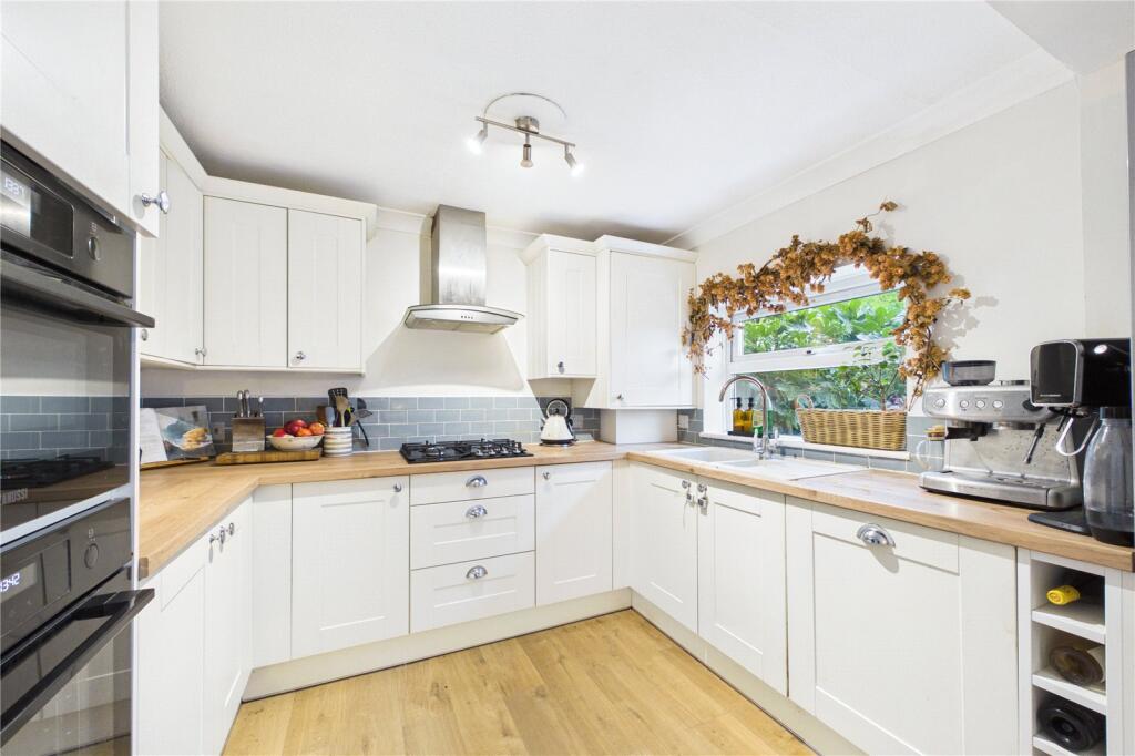 House in Reading - View 4