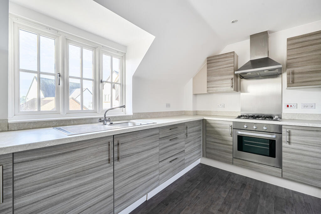 House in Fareham, Whiteley - View 3