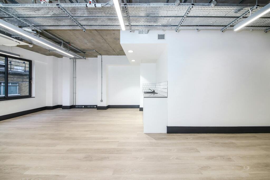 6 Princes Street 2nd floor (6).jpg