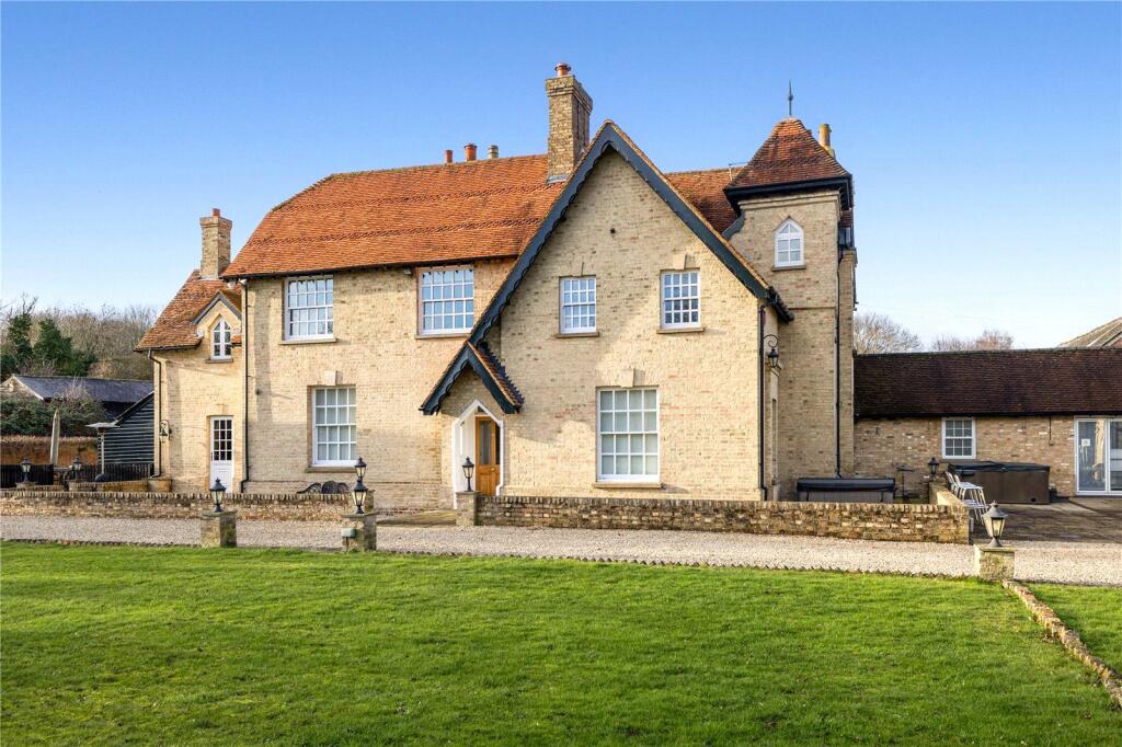 Main image of property: Nortonbury, Letchworth Garden City, Hertfordshire, SG6