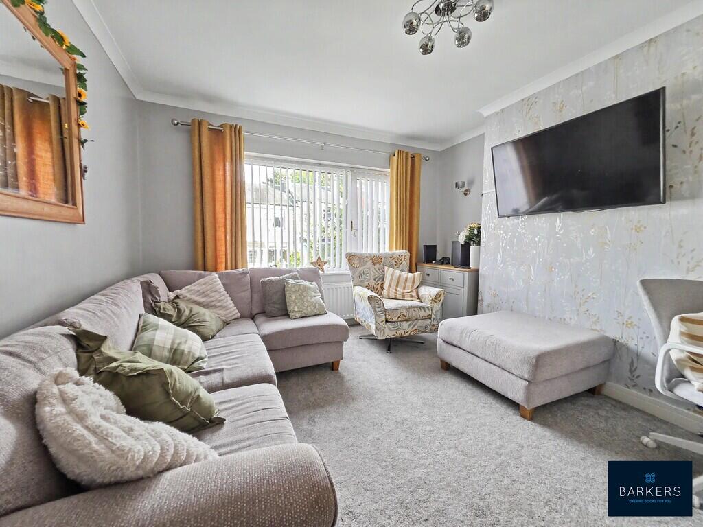 House in Wakefield - View 2