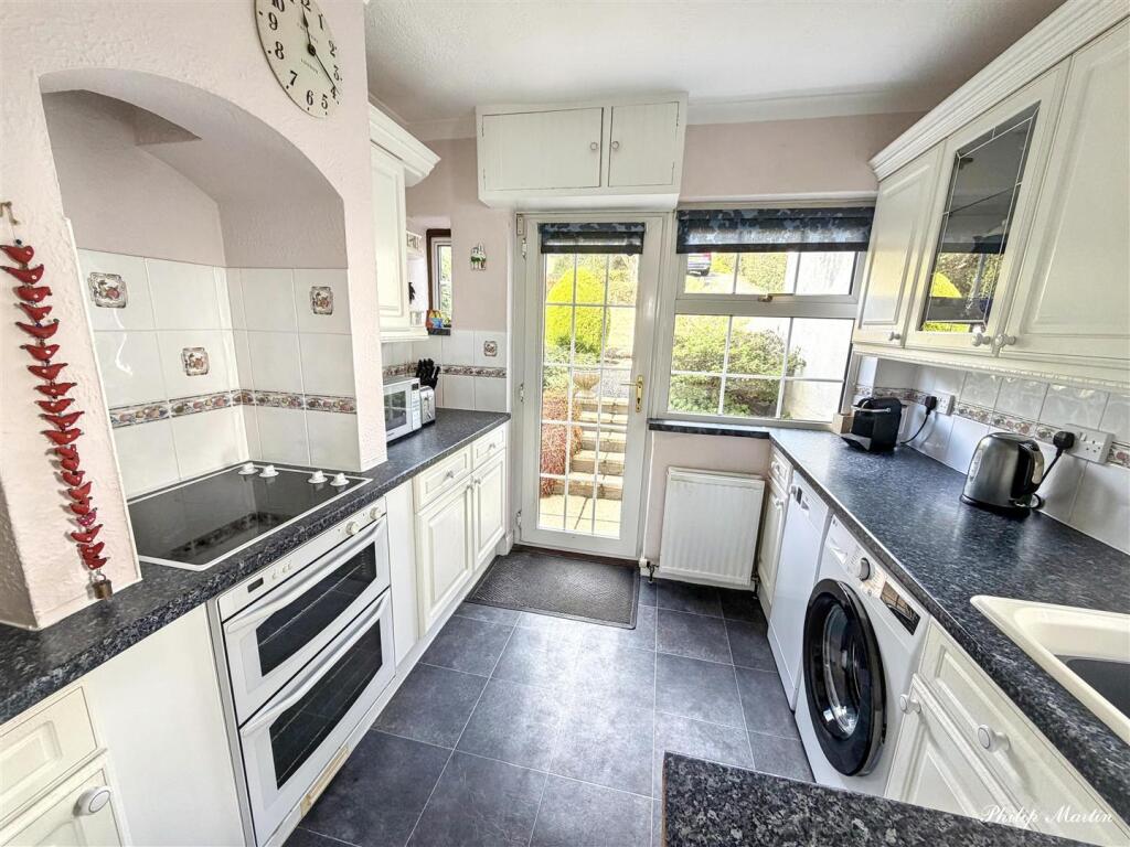 House in Truro - View 4