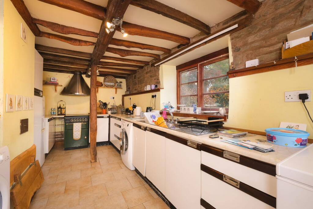 House in Cradley, Westfield - View 4