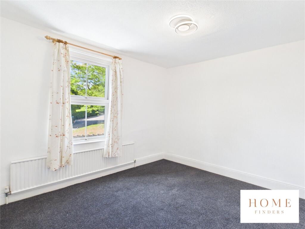 House in Swindon - View 5