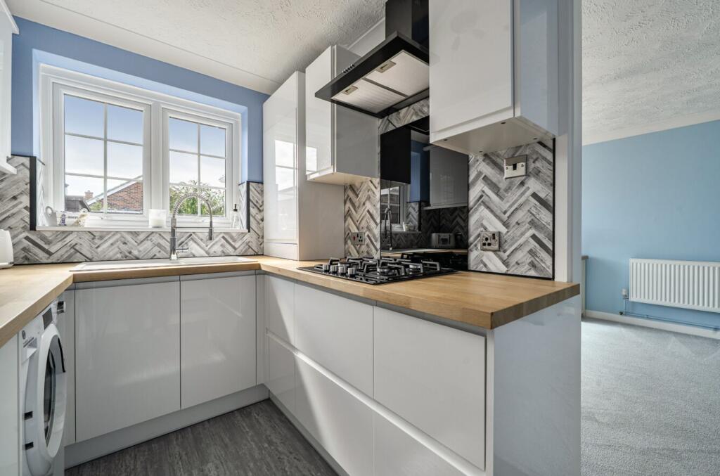 House in Portsmouth - View 2