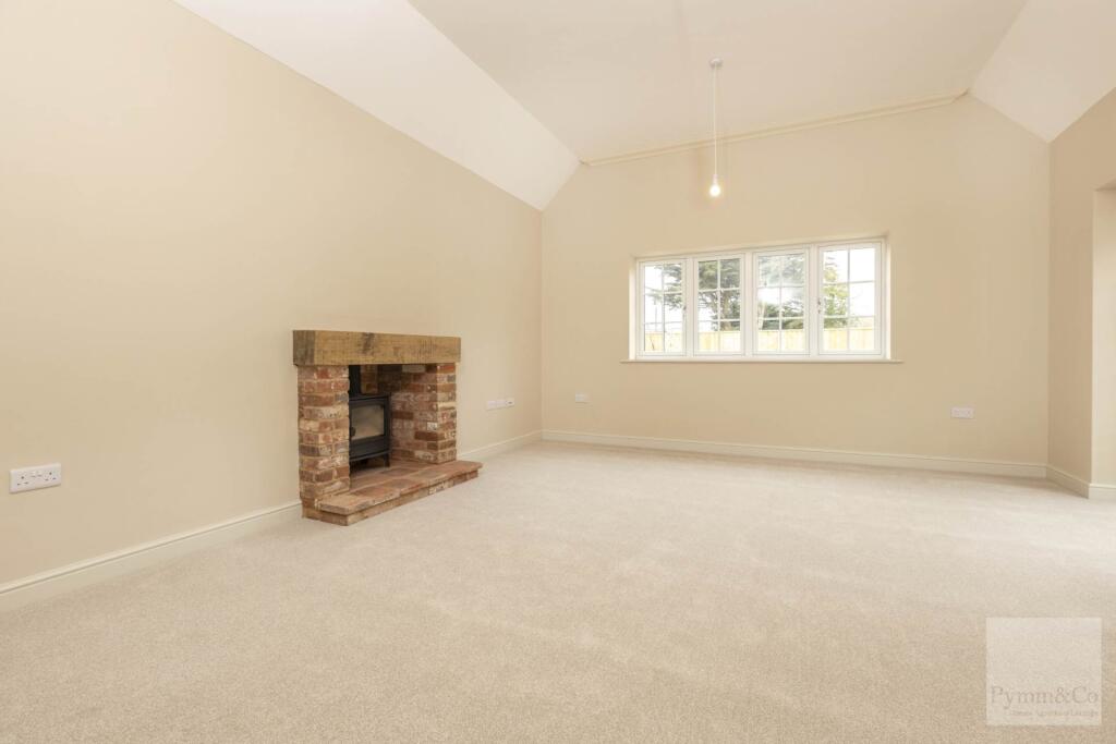 Halesworth Road, Reydon photo 3