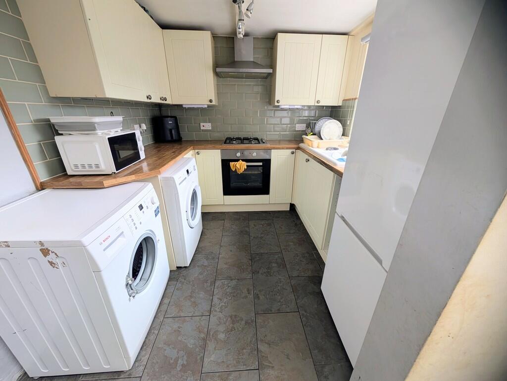 House in Ipswich - View 2