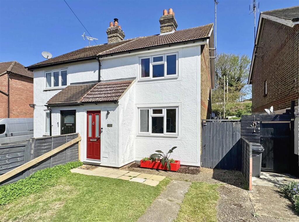 Main image of property: Mill Hill, Braintree