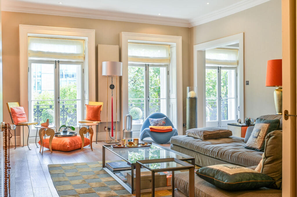 Apartment in London - View 3