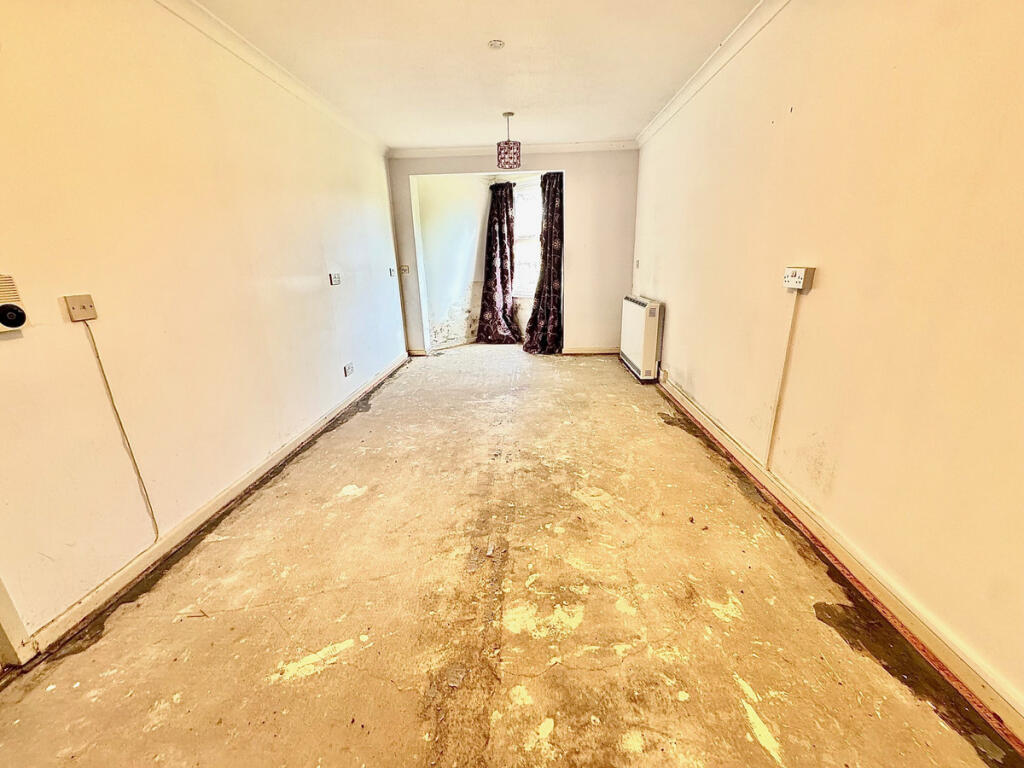 Apartment in Worthing, Broadwater - View 4