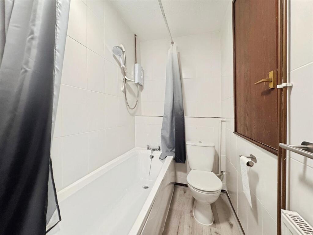 House in Leicester - More