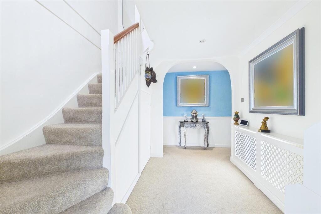 Prime location in Upper Clevedon photo 4