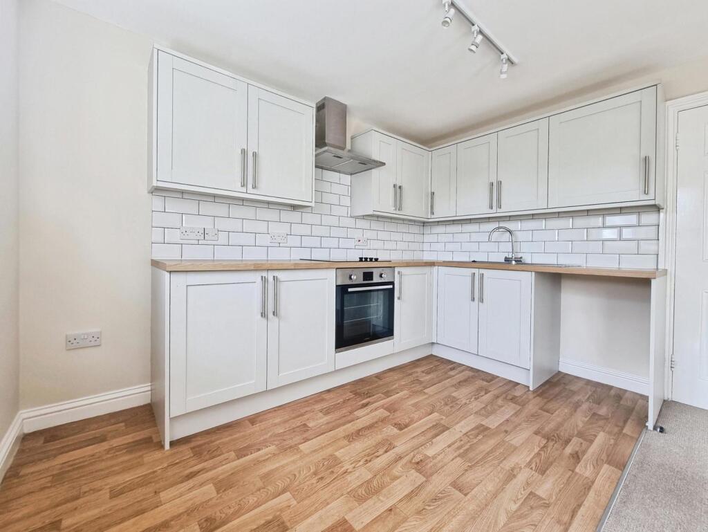 Apartment in Swale, Macknade, Faversham - View 2