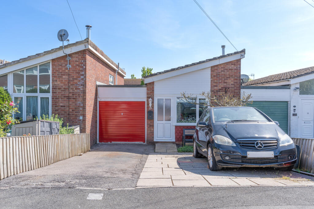 Main image of property: The Paddock, Portishead, Bristol, Somerset