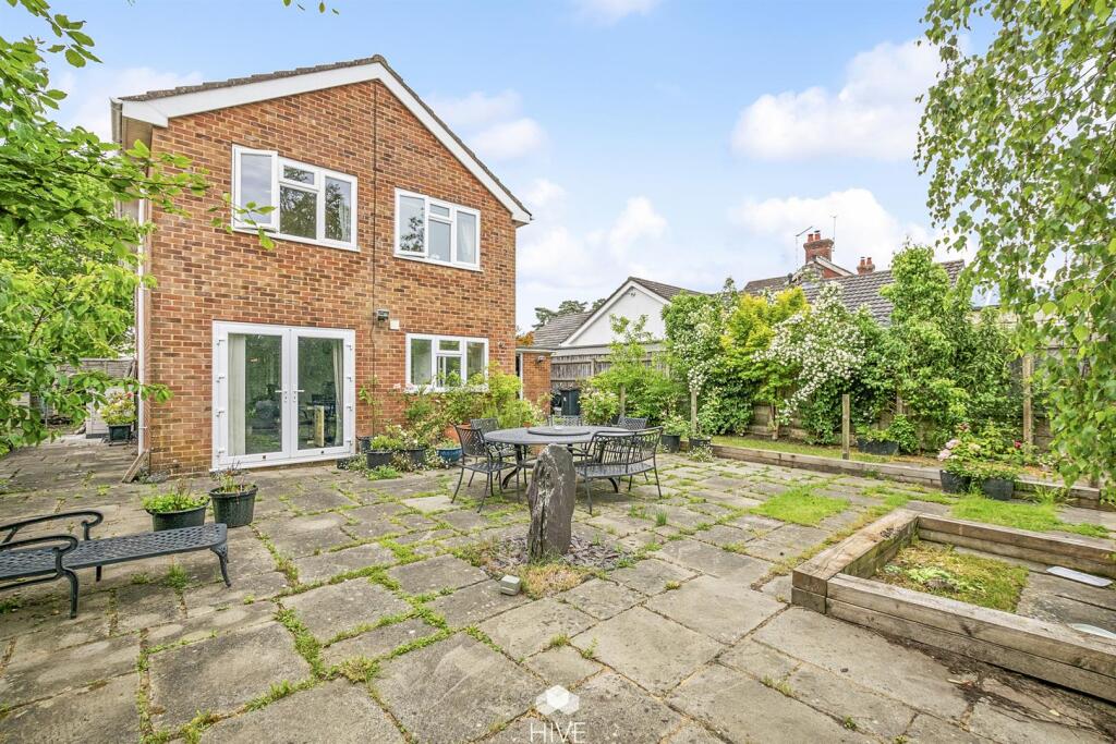 Lake Road, Verwood photo 4