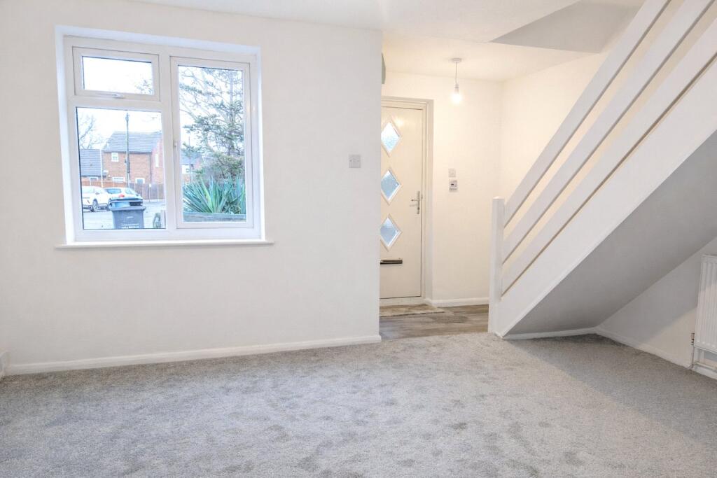 Deanside Drive, LOUGHBOROUGH, Leicestershire, LE11 photo 3