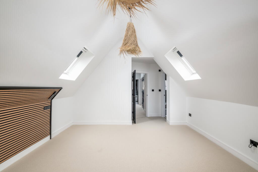 Additional image 25 of Park Rise Close, Harpenden, Hertfordshire, AL5 3AW