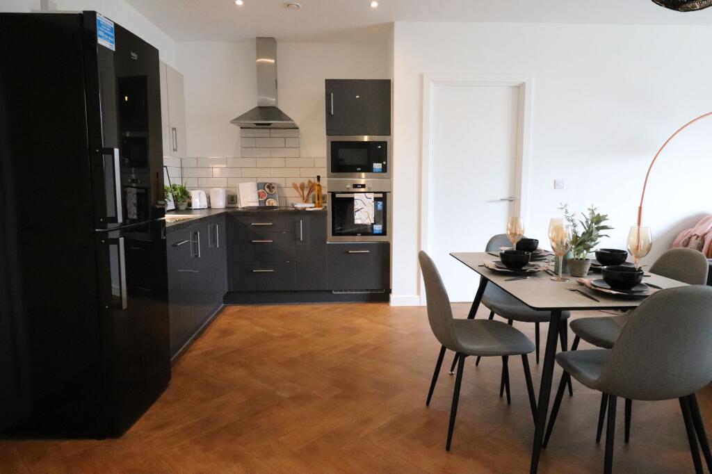 Apartment in Manchester - More