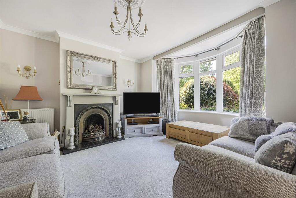 Kidmore Road, Caversham Heights, Reading photo 2