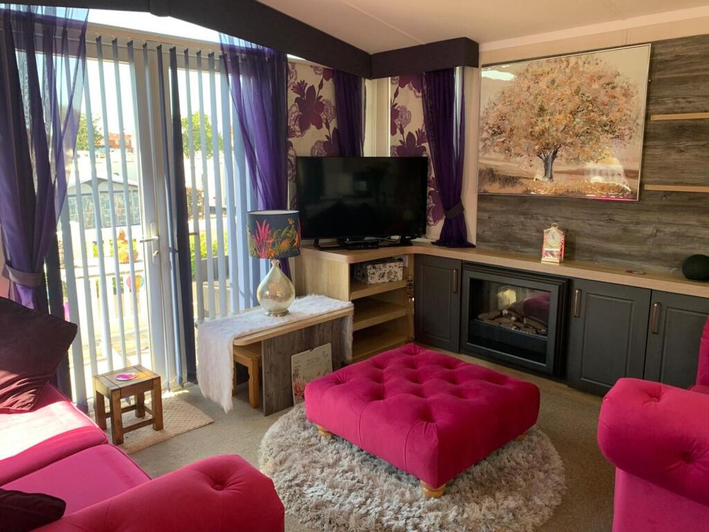 House in Bridgwater, Knowle, Bawdrip - View 4