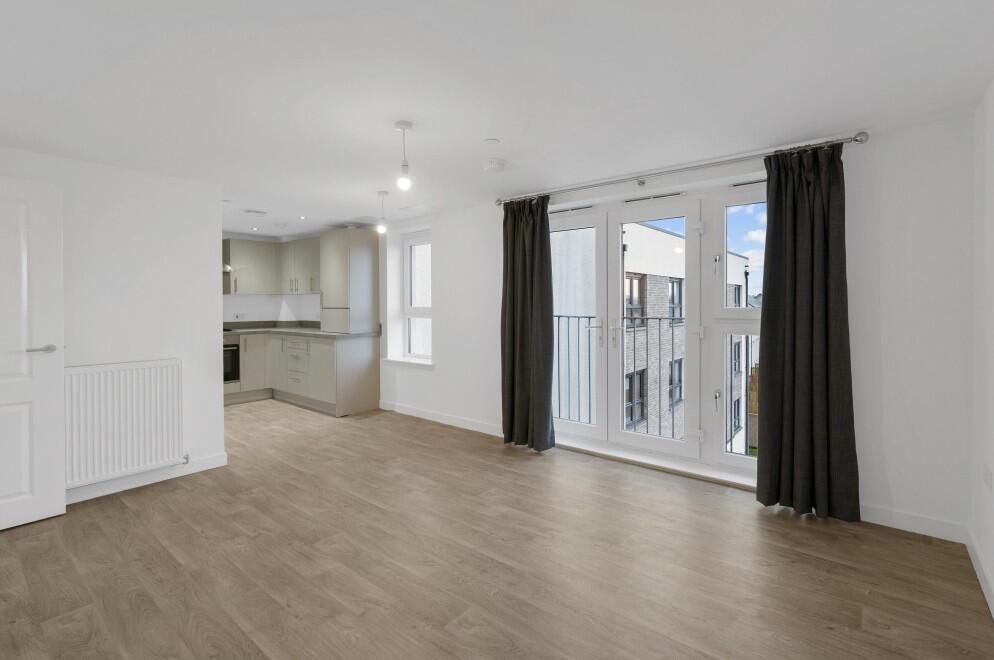 Main image of property: Caledonia Terrace, South Queensferry, Edinburgh, EH30 9FJ