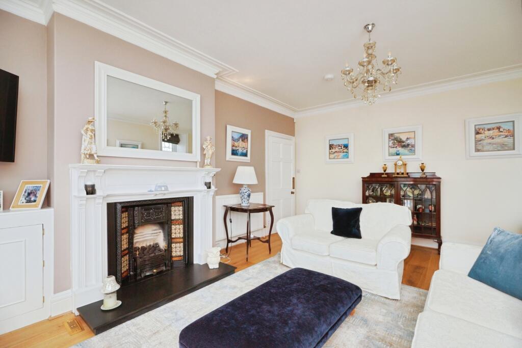 House in Criccieth - View 3
