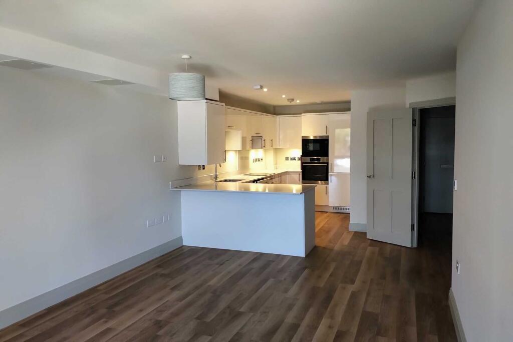 Apartment in Portsmouth - View 2