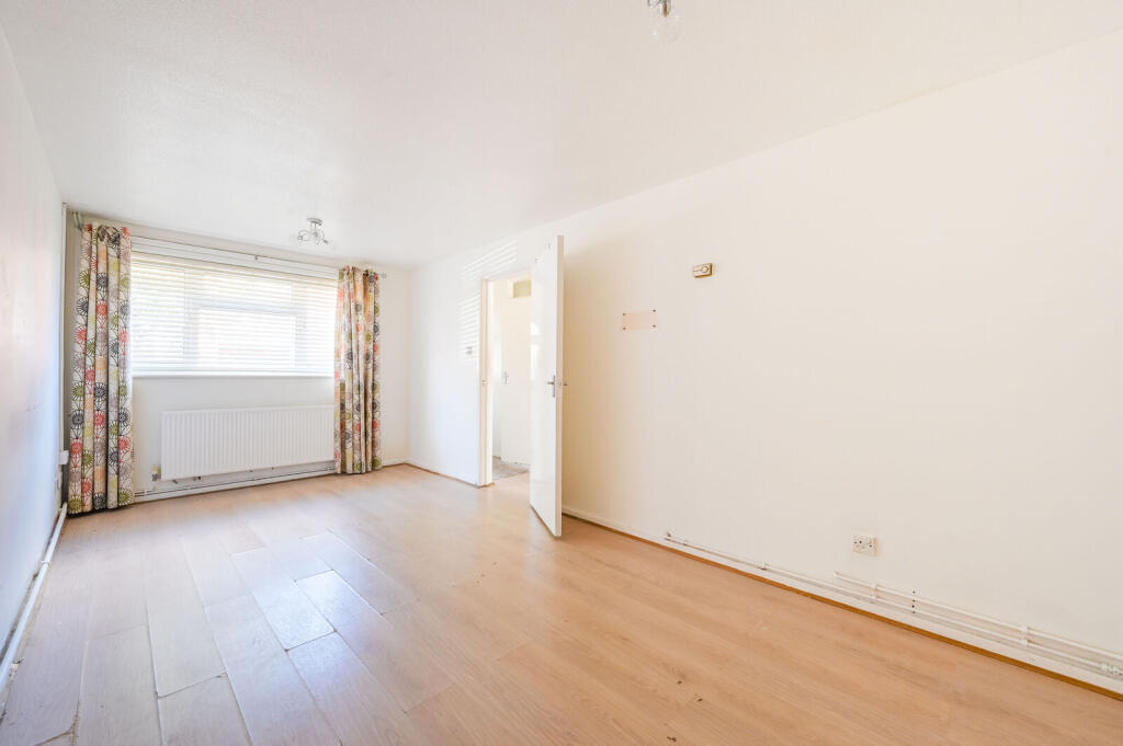 House in London, Custom House, Silvertown