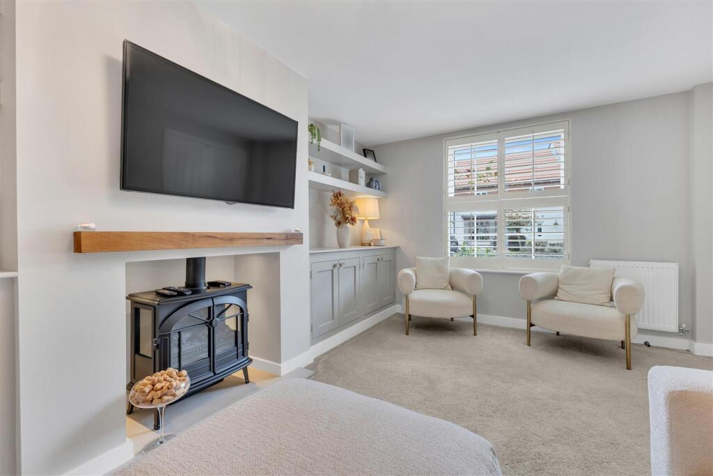Pickering Drive, Swadlincote photo 4