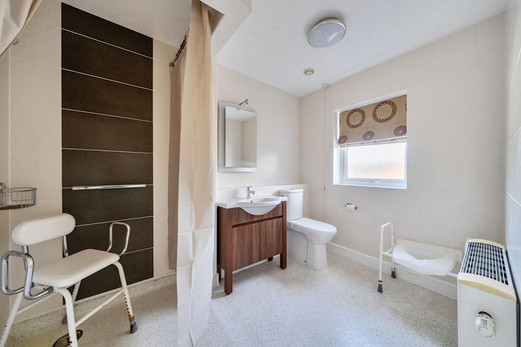 Apartment in Stratford-on-Avon, Stratford-upon-Avon - More