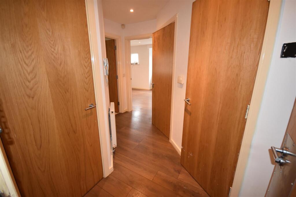 Kingsway South, Warrington - View 2