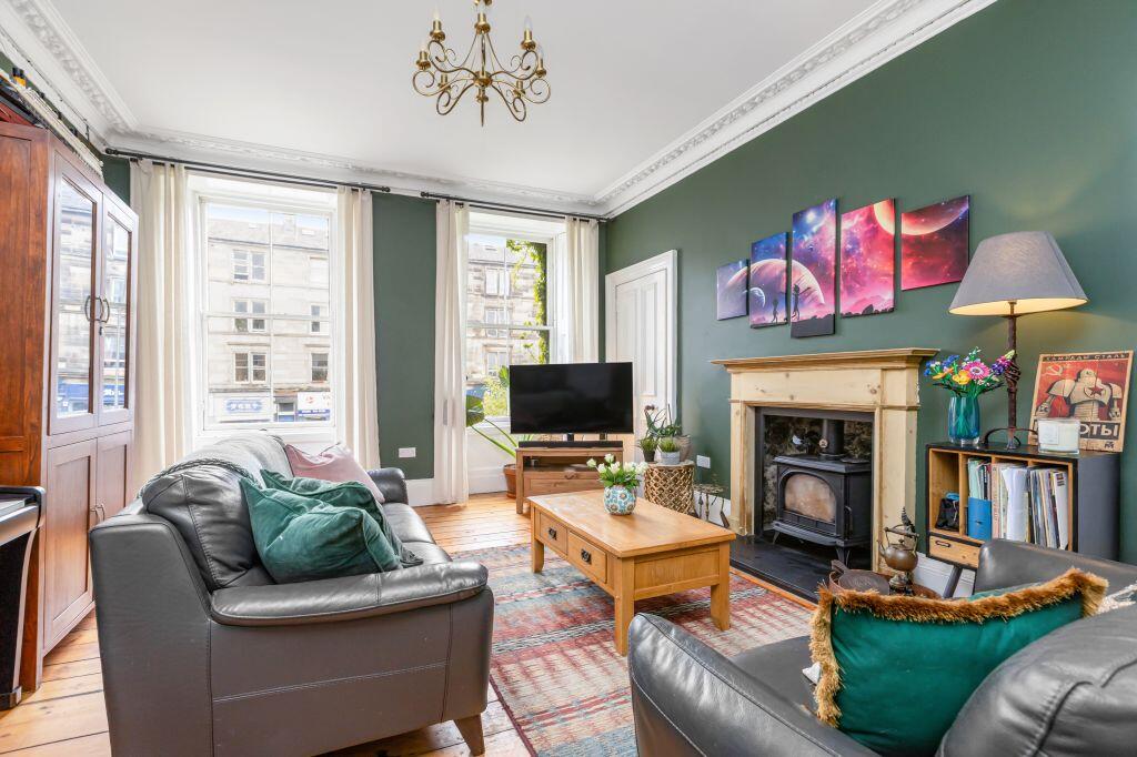 Apartment in Edinburgh, Lorne, Leith Central - View 2