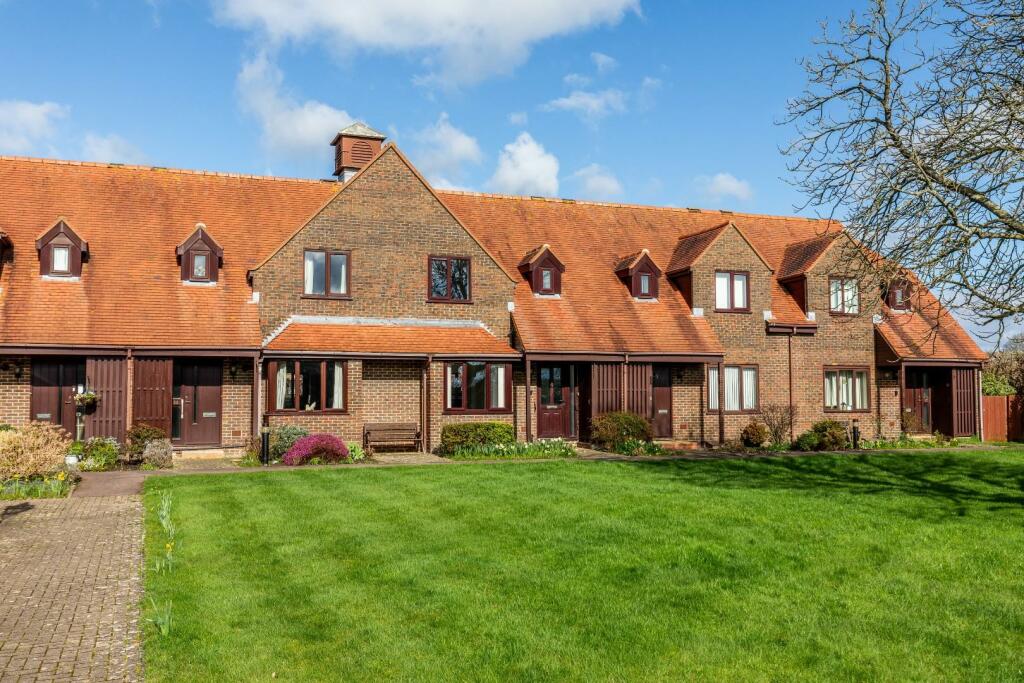 Main image of property: Courville Close, Alveston, Bristol