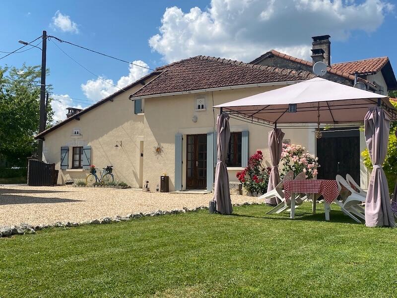 Main image of property: Brie-sous-Chalais, Charente, Poitou-Charentes