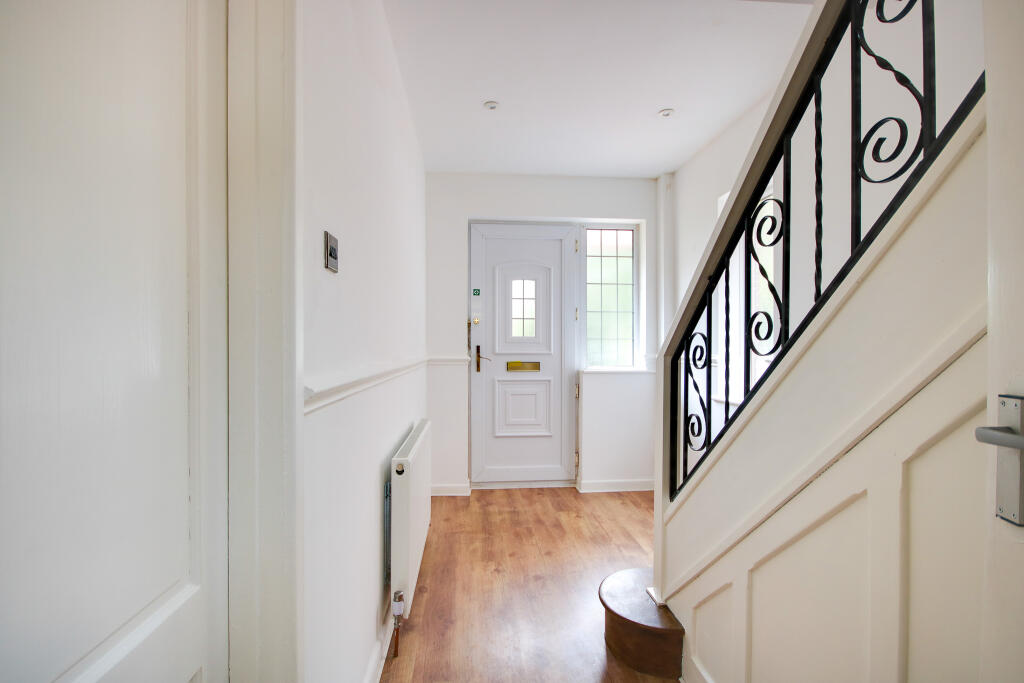 House in Southampton - View 3