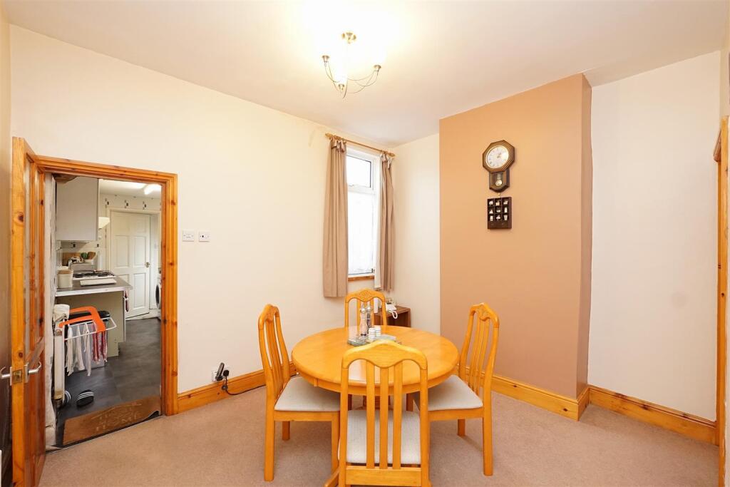 House in Barrow-in-Furness, Salthouse, Barrow - View 3
