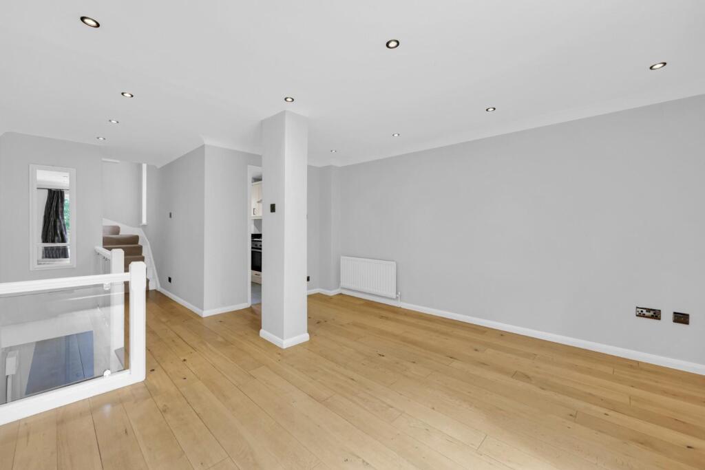 House in London - More