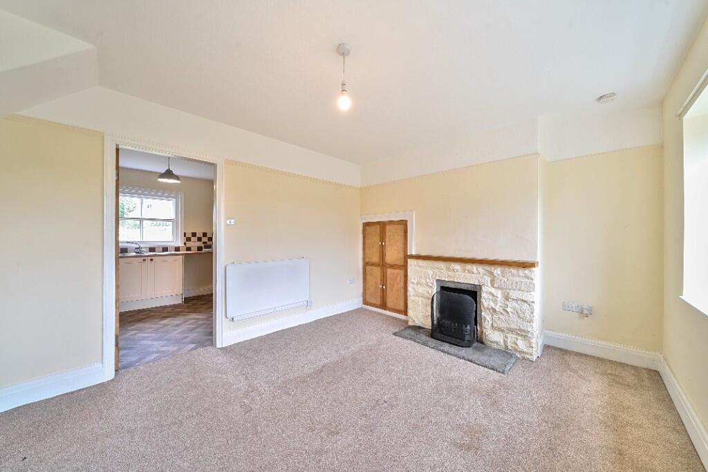 House in West Tanfield, North Yorkshire - View 2