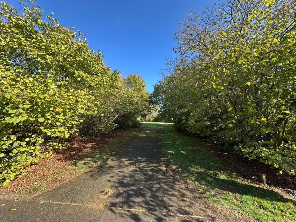 1 Acre of Land, Tymecross Gardens, Market Harborough, Leicester, LE16 7UT - View 4