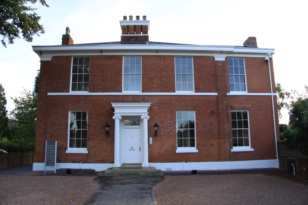 Main image of property: Offices To Let, Bredon House, 321 Tettenhall Road, Wolverhampton, WV6