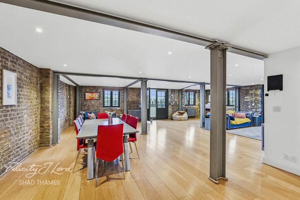 2-bed flat on Tempus Wharf, 29 Bermondsey Wall West, SE16, £1,400,000