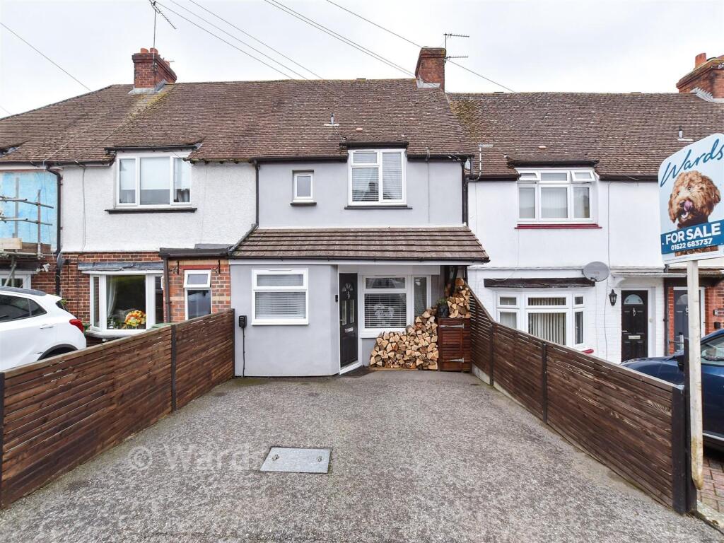 3-bed terraced on Lushington Road, Maidstone, Kent, £231,500
