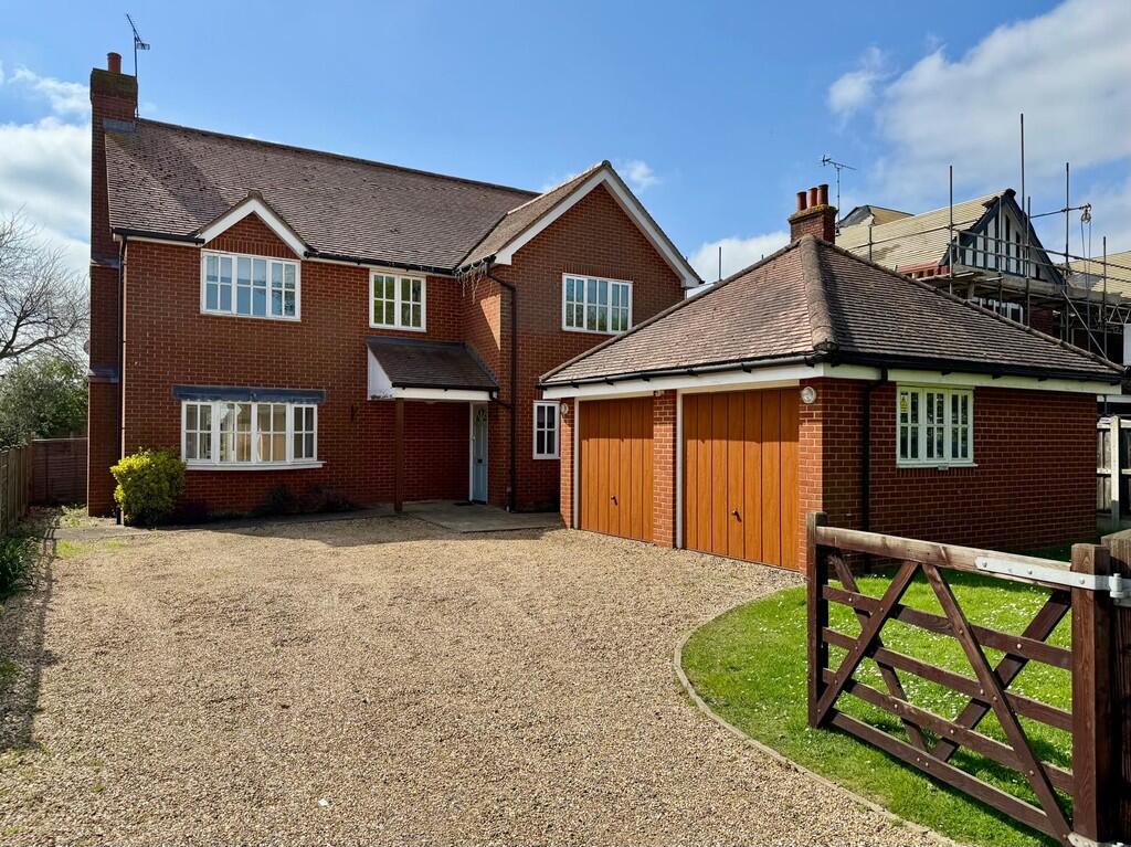 4-bed detached on The Avenue, North Fambridge, £740,000