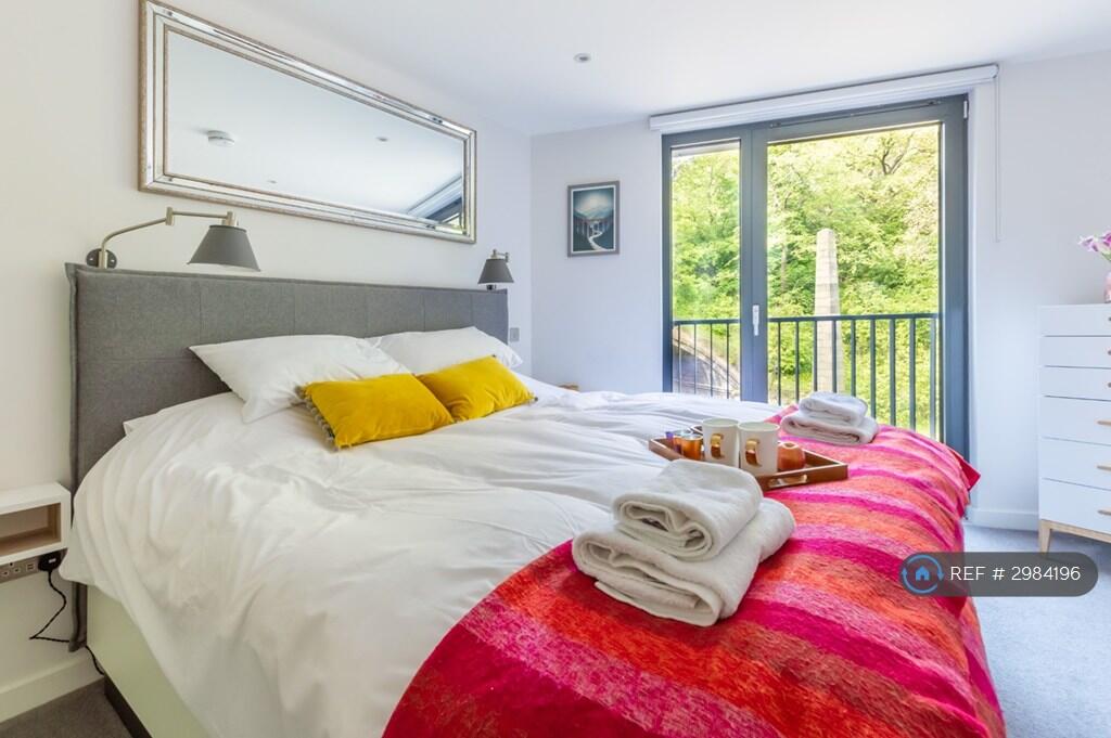 Main image of property: King's Stables Road, Edinburgh, EH1