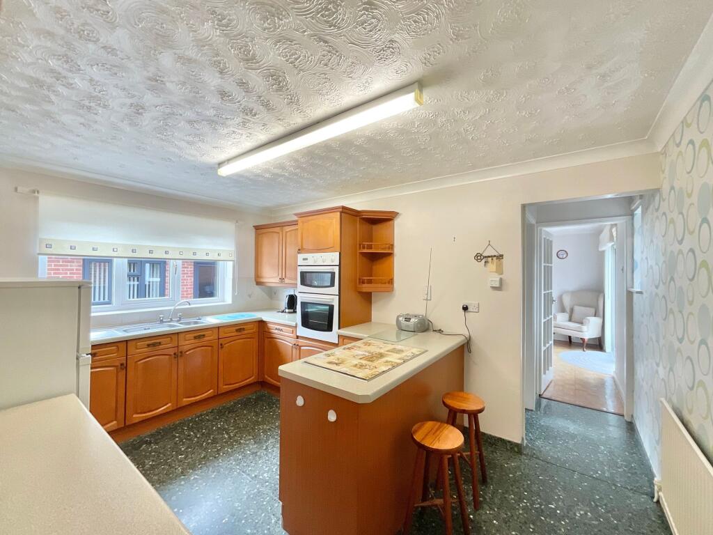 House in Wrenbury, Wrenbury Heath - More