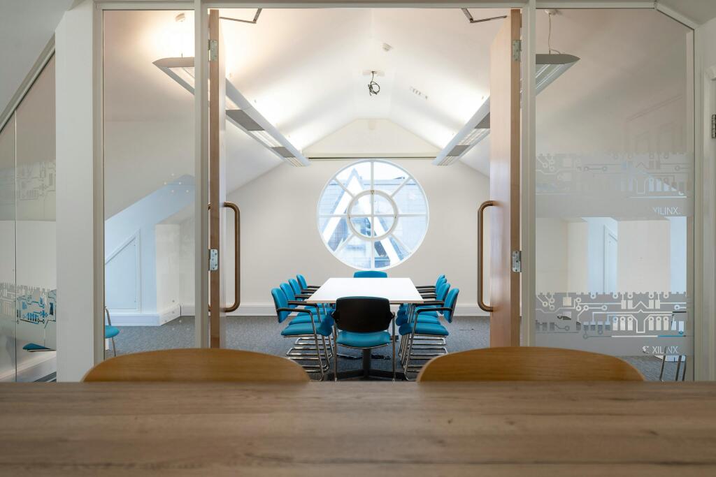 boardroom 2.jpg