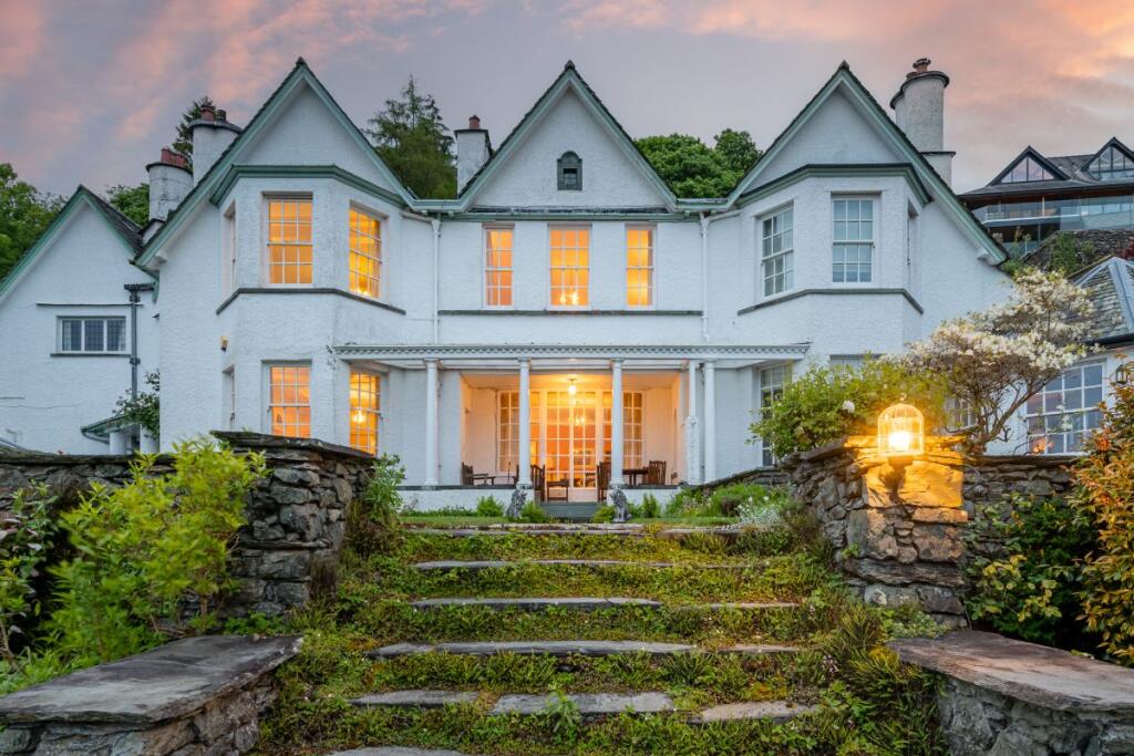 Main image of property: Fellside Close, Kendal Road, Windermere, LA23 3ER